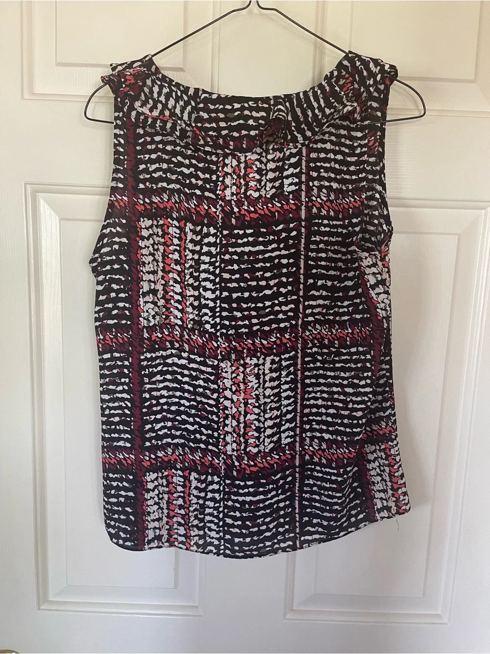 White House Black Market Sleeveless Ruffle Front Women's Top in Black and Red